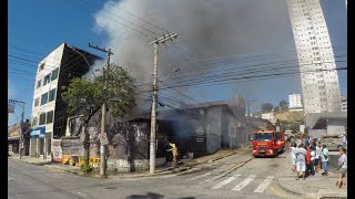 Incêndio destrói loja de peças automotivas no bairro Iguaçu em Ipatinga [upl. by Krystin688]