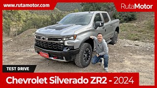 Chevrolet Silverado ZR2 62  Nunca es tarde para subirse a una pickup V8 de verdad Test Drive [upl. by Clava]