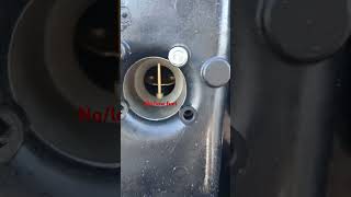 Ex of Clogged carburetor low fuel flow in action Jonson 60hp [upl. by Dnalloh]