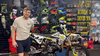 Husqvarna Te 300i 2022  Bike Prep  British Extreme Enduro  Cowm Leisure 2022 [upl. by Hidie]