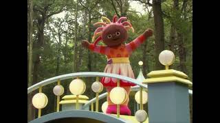 In the Night Garden  Upsy Daisy Kisses The Bridge Fullscreen DVD Version [upl. by Nueormahc]