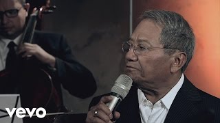 Armando Manzanero  Nos Hizo Falta Tiempo En Vivo [upl. by Hughie]