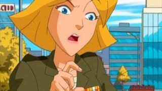 Clover Goes Undercover  Totally Spies  Clip [upl. by Llenrap]