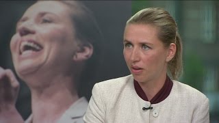 Mette Frederiksen svarer igen Jeg er ikke blå og borgerlig  Aftenshowet [upl. by Durkin]