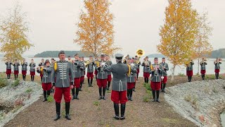 Rakuunasoittokunta ja tenori Jyrki Anttila  Finlandiahymni [upl. by Burkhard]