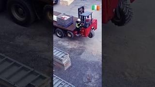 Moffett Forklift construction [upl. by Annmaria]