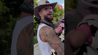 MALUMA ENTERNECE CON SU DISFRAZ DE VAQUERO JUNTO A SU HIJA PARIS short [upl. by Stormie]