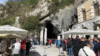 Pinoy in Slovenia ito ang Postojna Cave Napakalaki at Mahaba Halos 25 Kilometers Tara Pasokin Natin [upl. by Louis]