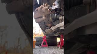 How to separate a low ball joint from the steering knuckle automobile automechanic carpart [upl. by Ydnyc]