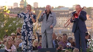 Sanna N Svante Thuresson amp Nils Landgren  Burt Bacharachmedley Live quotAllsång På Skansenquot 2017 [upl. by Nyliuqcaj888]