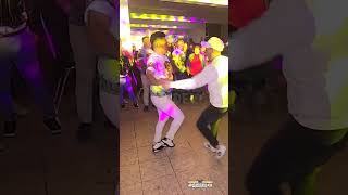 🔥SABROSO🔥 reportajessonideros baile salsa [upl. by Rebeka]