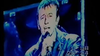 Bee Gees Wembley 98 Ellan Valim [upl. by Eelirem886]