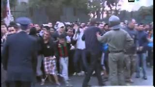 Maroc  dérapages de hooligans lors de Raja CasablancaFAR Rabat [upl. by Jevon852]