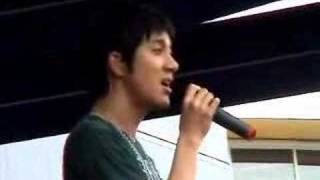 Leehom Performs Amazing Voice amp Adlibs [upl. by Kirwin]