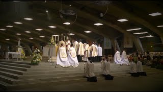 Messe du Christ Roi en la Basilique Saint Pie X LOURDES [upl. by Naicad439]