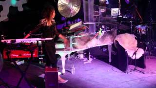 Imogen Heap Live  Bad Body Double [upl. by Elatsyrk]