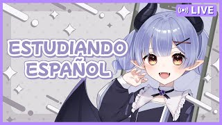 Una chica demonio está estudiando español 📔【duolingoVTuberJPESP】 [upl. by Oicinoid]