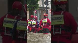 🌧️⚠️ De overstromingssituatie in ZuidDuitsland blijft gespannen overstroming duitsland hoogwater [upl. by Haldas884]