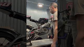 Calentando nuevo motor Aprilia Rs 125 2T 2t 2tiempos classicmotorcycles racing motorcycle [upl. by Whiney]