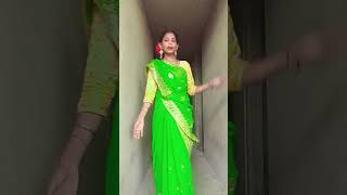 Gulabi 🥻virlshort bollywoodsongs dance misssomaiyagirl please suportchannel 💃🥻🙏 [upl. by Geiger]