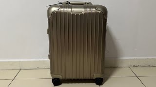 Rimowa Original Cabin S Titanium [upl. by Sascha666]