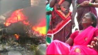 Tension at Tamil NaduKarnataka border 1 person dead [upl. by Maegan]