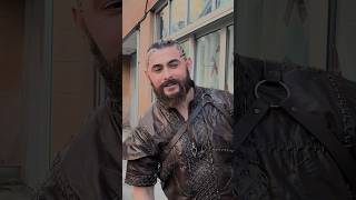 Ragnar Lothbrok Walking in Public costume ragnarlothbrok foryou reactionvideo reaction cosplay [upl. by Nomael]