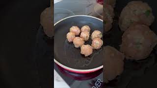 ALBONDIGAS DE POLLO con Puré 🍗 con Kulinariarecetas [upl. by Ekle]