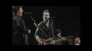 Bruce Springsteen w John Fogerty Proud Mary Live VFC 2004 10 05 [upl. by Neyud]