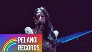 Dewi Perssik  Dilema Official Music Video  Soundtrack Centini Manis [upl. by Keeler171]