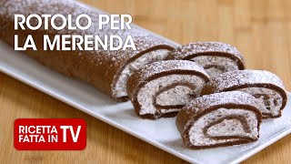 ROTOLO CIOCCOLATO E NOCCIOLE PER LA MERENDA di Benedetta Rossi  Ricetta TV Fatto in Casa per Voi [upl. by Oribelle]