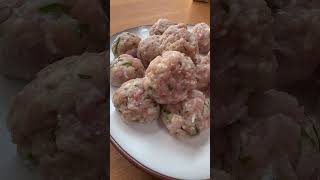 Albóndigas de pollo al limón y vino blanco con puré porque los lujos en vida amorrrrr [upl. by Nonna255]