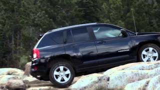 Watch Traction Jeep Compass [upl. by Neema143]