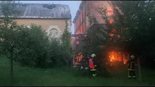 Châtellerault  le moulin du Bien Nourri détruit par un incendie [upl. by Esiocnarf]