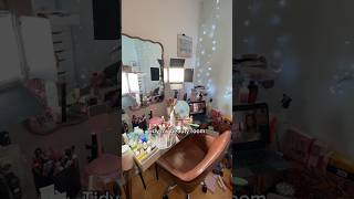 Tidy my makeup room with meee 💕 makeup makeuproom cleanwithme makeupcollection [upl. by Ambert]