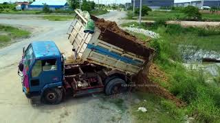 Incredible Dump truck 5ton reverses landslideFailed to run project Bulldozer komatsu D31P [upl. by Tocci767]