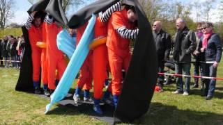 Koningsdag Serooskerke  Stroskamp 2016 [upl. by Dalt]