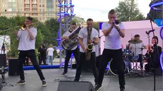 Moloko  Sing It Back в исполнении группы Трубачи в Музеоне [upl. by Elka]