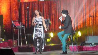 You Tu Tema Nuevo  Sabina y Noa  Luna Park  03092014 [upl. by Bradley881]