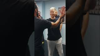 Cosè il BIU SAO nel WING CHUN [upl. by Dolphin751]