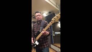 The Ventures  Bass Cover  誰も遊んでくれないので、独りでスタジオに入ってベンチャーズを弾いてみました！ [upl. by Ruiz979]