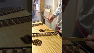 Basic hammer grip for playing hammered dulcimer  Songbird Dulcimers [upl. by Marisa]