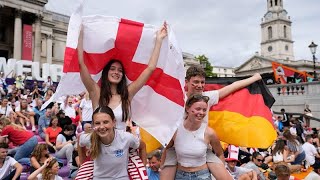 Inglaterra se impone a Alemania y levanta su primera Eurocopa femenina [upl. by Aneelas]