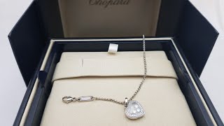 Обзор ювелирного украшения Chopard Happy Diamonds подвеска 7945021001 белое золото с бриллиантами [upl. by Markland]