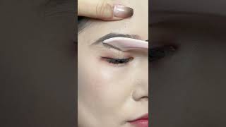 how to shape eyebrows with razor [upl. by Ogu]