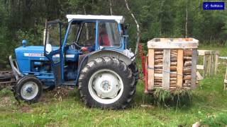 Ford 2000 tractor 1975 of Ford Basildon England [upl. by Alam]