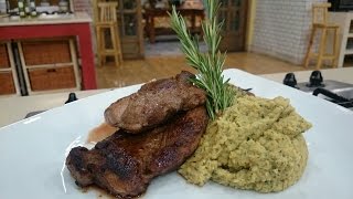 Chuletas de cordero a la chapa con puré de garbanzos y tomates crocantes [upl. by Sito]