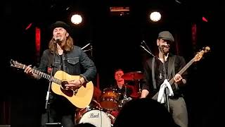 In your Eyes  Gil amp Tal Ofarim unplugged Lindenkeller Freising  12012019 [upl. by Giwdul547]