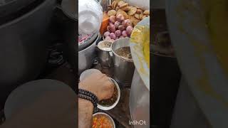 pyare se sarman bhaiya selling tasty 😋 😋 moth kachori in morena food shorts viral [upl. by Eiggam]