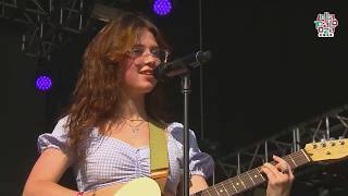 Clairo  Lollapalooza Chile 20190329 [upl. by Anual]